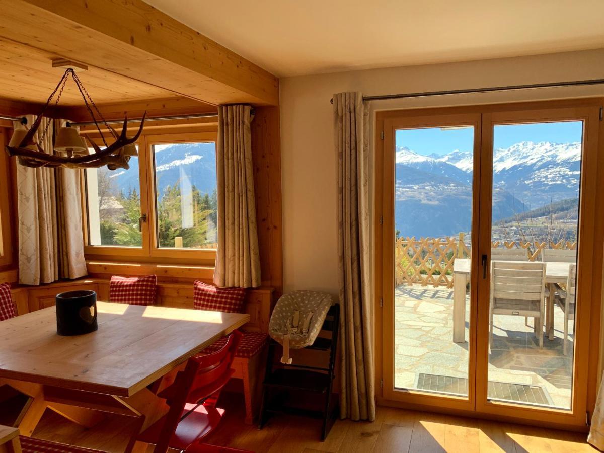 K2 Chalet Кранс Монтана Екстериор снимка